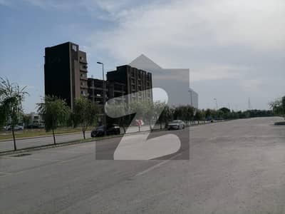بحریہ بزنس ڈسٹرکٹ بحریہ ٹاؤن فیز 8 بحریہ ٹاؤن راولپنڈی راولپنڈی میں 2 مرلہ پینٹ ہاؤس 90 لاکھ میں برائے فروخت۔ بحریہ بزنس ڈسٹرکٹ بحریہ ٹاؤن فیز 8 بحریہ ٹاؤن راولپنڈی راولپنڈی میں 2 مرلہ پینٹ ہاؤس 90 لاکھ میں برائے فروخت۔