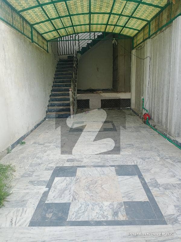 حیات آباد فیز 7 - ای4 حیات آباد فیز 7 حیات آباد پشاور میں 4 کمروں کا 1 کنال بالائی پورشن 55 ہزار میں کرایہ پر دستیاب ہے۔
