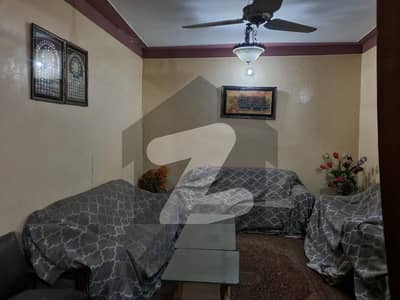 کریم پارک لاہور میں 10 کمروں کا 12 مرلہ مکان 3.35 کروڑ میں برائے فروخت۔