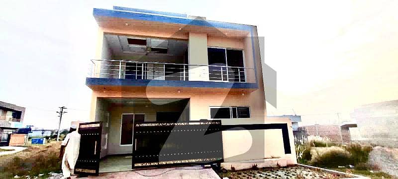 Newly built house for sale in E-16/4