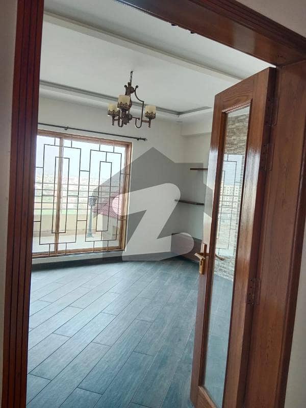 Newly Constructed 3 Bedroom Army Penthouse In Askari 11 Lahore