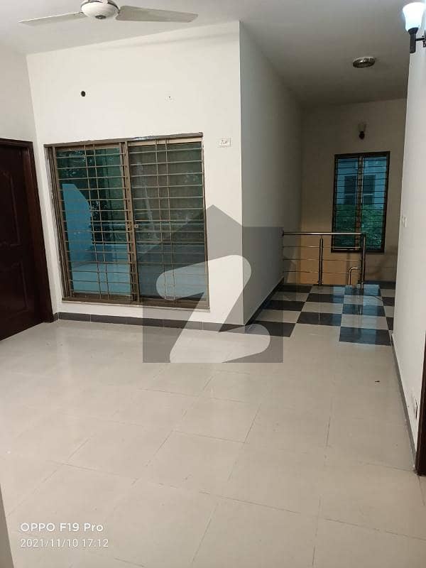 10 Marla 3 Bedrooms And One Of The Best Living Area Available For Sale
