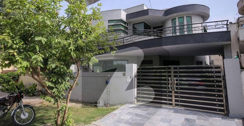 8 Marla Slightly Used Beautiful House Near Dha Phase-1
