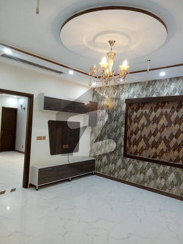 7.5 Marla Lower Portion For Rent Separate Drawing Room In Lake City Lahore