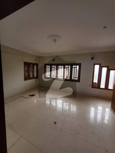 نارتھ ناظم آباد ۔ بلاک اے نارتھ ناظم آباد,کراچی میں 8 کمروں کا 1 کنال مکان 13.5 کروڑ میں برائے فروخت۔