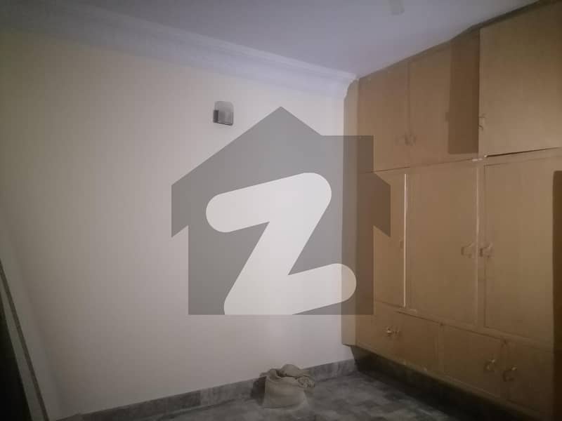 Gulberg House Sized 4 Marla For sale