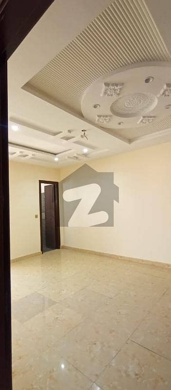 ڈیفنس فیز 2 راہوالی کینٹ,گوجرانوالہ میں 5 کمروں کا 11 مرلہ مکان 4.0 کروڑ میں برائے فروخت۔