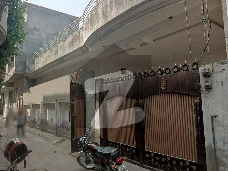 نذیر گارڈن سوسائٹی لاہور میں 2 کمروں کا 10 مرلہ مکان 35 ہزار میں کرایہ پر دستیاب ہے۔