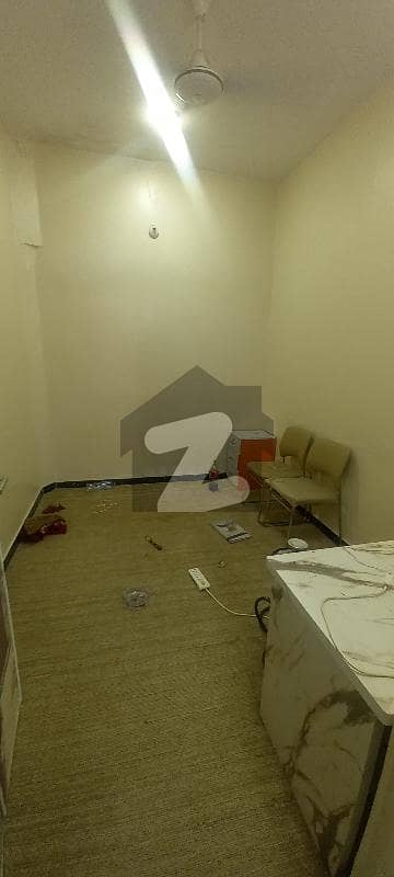 OFFICE GROUND FLOOR BESIDES RAHMANIA MOSQUE FOR RENT