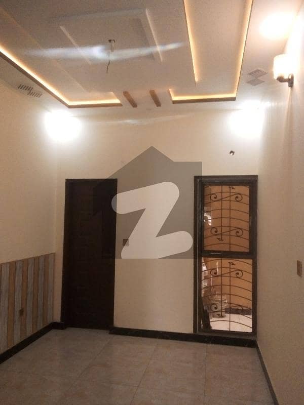 ایچیسن سوسائٹی لاہور میں 4 کمروں کا 4 مرلہ مکان 1.45 کروڑ میں برائے فروخت۔