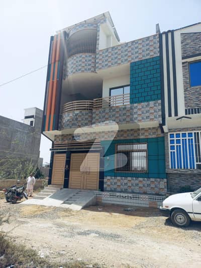 گلشنِ رُومی فیصل کنٹونمنٹ کینٹ کراچی میں 4 کمروں کا 5 مرلہ مکان 2.25 کروڑ میں برائے فروخت۔