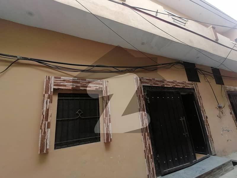 3 marla house for sale in Hassan pura jammu road opposite defence home society sialkot