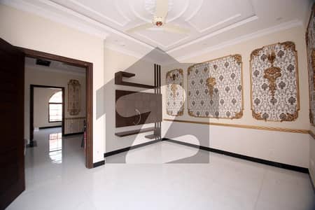 10 Marla House Available For Sale On Beautiful Location In Dha Phase 8 Air Avenue M Block