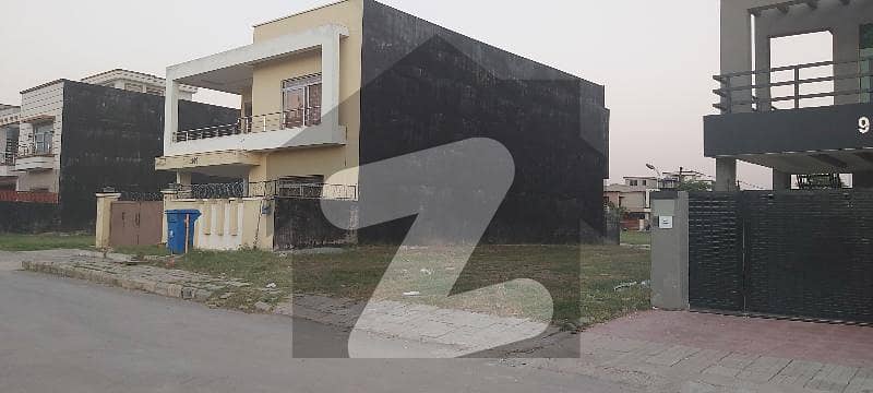 1 Kanal 300 Series Solid Land Residential Plot In Bahria Town Phase 8 - Block P For Sale At Good Location