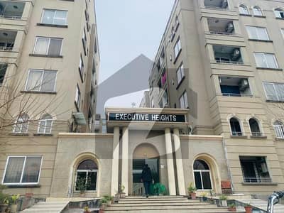3 bed flat for sale in f11