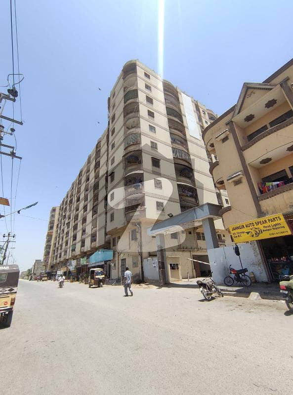 کاٹن اکسپوٹ کوآپریٹو ہاؤسنگ سوسائٹی کراچی میں 3 کمروں کا 8 مرلہ فلیٹ 95 لاکھ میں برائے فروخت۔