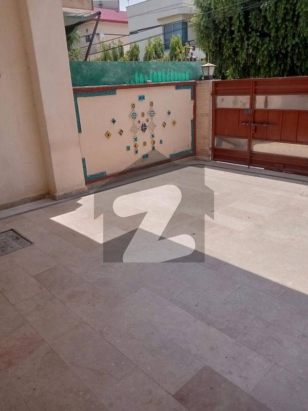 10 Marla 4 Bed Double Unit House For Rent Dha Phase 1 D Block