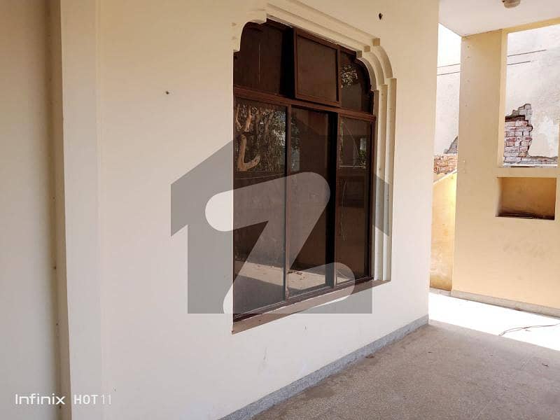 ڈی ایچ اے فیز 1 - بلاک این فیز 1 ڈیفنس (ڈی ایچ اے) لاہور میں 3 کمروں کا 1 کنال مکان 4.7 کروڑ میں برائے فروخت۔