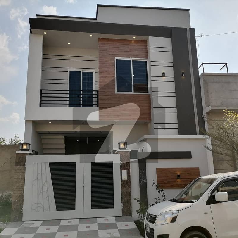 Ideally Located House Of 3 Marla Is Available For sale In Sahiwal