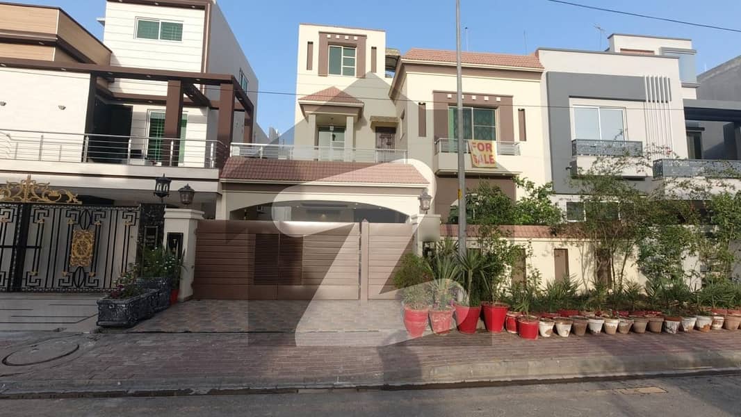 Prime Location House Sized 10 Marla Is Available For sale In Bahria Town - Talha Block