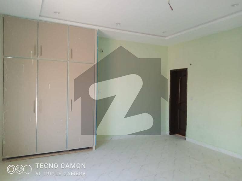 6 Marla beautiful corner house for Rent Shalimar Colony, Multan