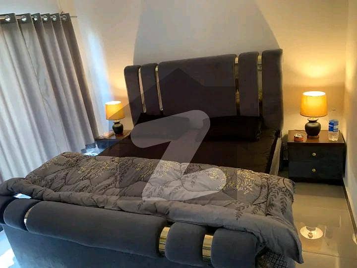 *1 bed appartment Fully furnished for Rent*
Bahria Town phase 7 
Available for long or short time 
Luxury furnished 
Lift working 3rd floor 
Brand new Plaza 
Very near to eiffel tower
Visit anytime