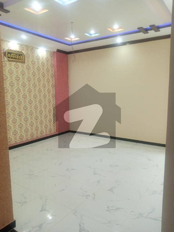 شاداب گارڈن لاہور میں 5 کمروں کا 8 مرلہ مکان 2.25 کروڑ میں برائے فروخت۔