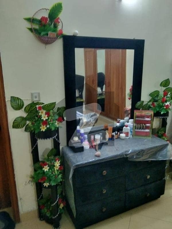 FULLY furnished Room for Female in F11 FULLY furnished Room for Female in F11