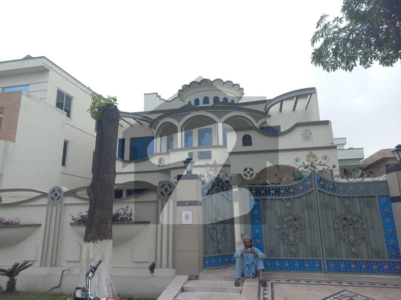 20 Marla House In Wapda Town - Block A2 Is Available
