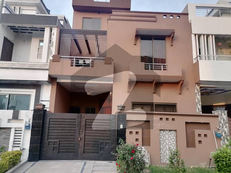 5 Marla House For sale In Gujranwala