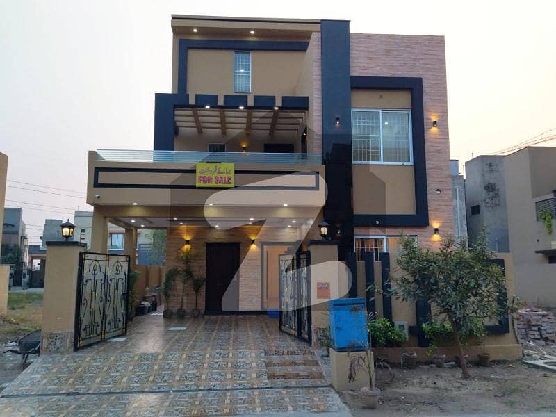 8 MARLA SUPER HOT LOCATION BRAND NEW HOUSE FOR SALE IN DHA HALLOKI BLOCK A