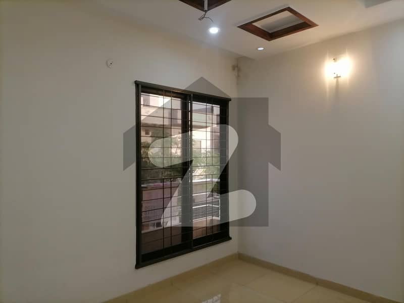Tripple Storey 4.5 Marla House Available In Gulshan-e-Ravi For sale