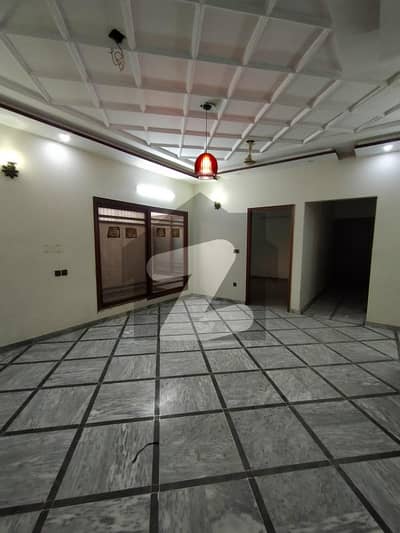 گلشنِ معمار - سیکٹر ٹی گلشنِ معمار گداپ ٹاؤن کراچی میں 3 کمروں کا 10 مرلہ زیریں پورشن 42 ہزار میں کرایہ پر دستیاب ہے۔