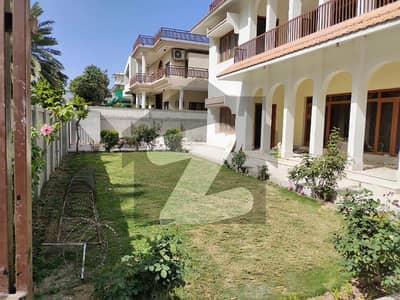 F-10/4 Full Ranovated House For Rent beautiful Location