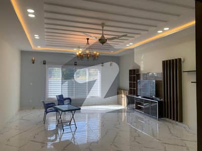 1 kanal house Available For sale in Bahria Town Phase 5