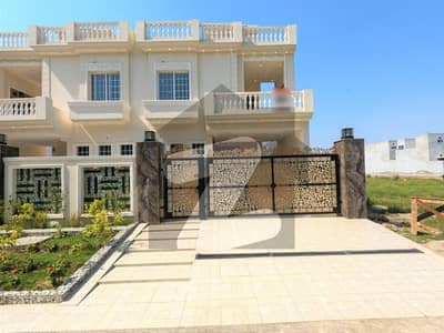 10 Marla House For sale In Beautiful Nasheman-e-Iqbal Phase 2 - Block A