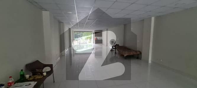 Brand New 40x30 Class 3 Plaza Rented On 700,000/-