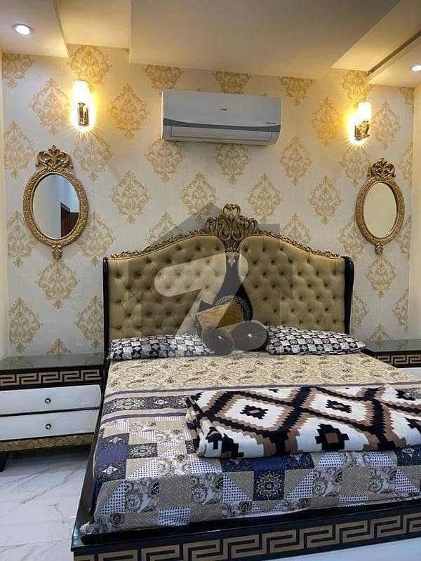 ڈی ایچ اے فیز 7 ڈیفنس (ڈی ایچ اے) لاہور میں 1 کمرے کا 10 مرلہ کمرہ 40 ہزار میں کرایہ پر دستیاب ہے۔