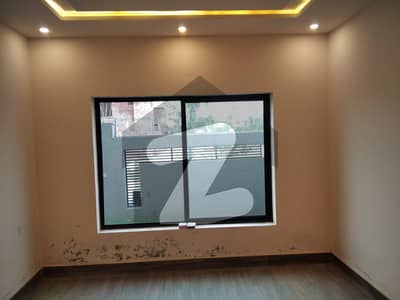 Buy A 20 Marla Lower Portion For rent In Madina Town