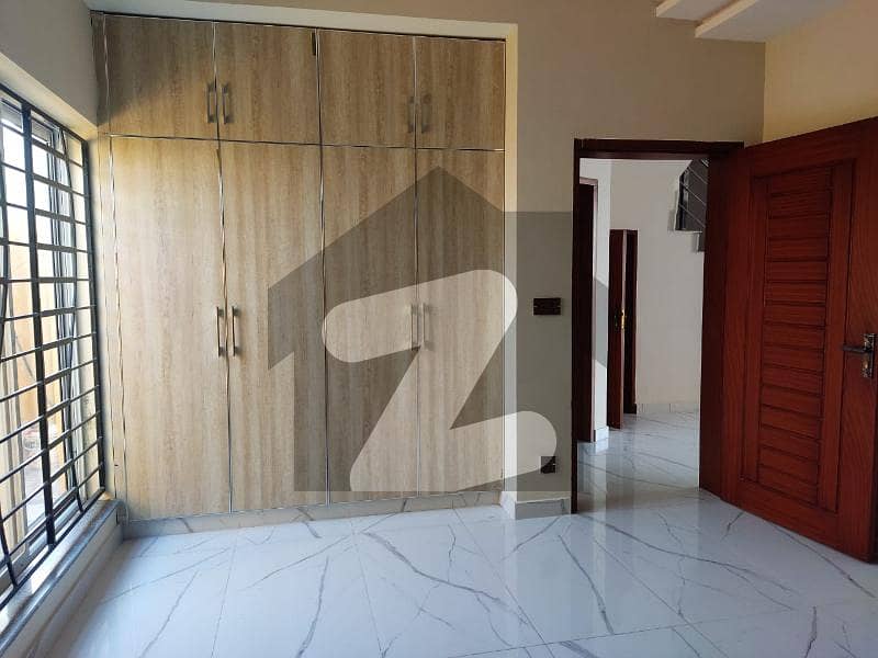 5 Marla lower portion available for rent in dha rahber phase11
