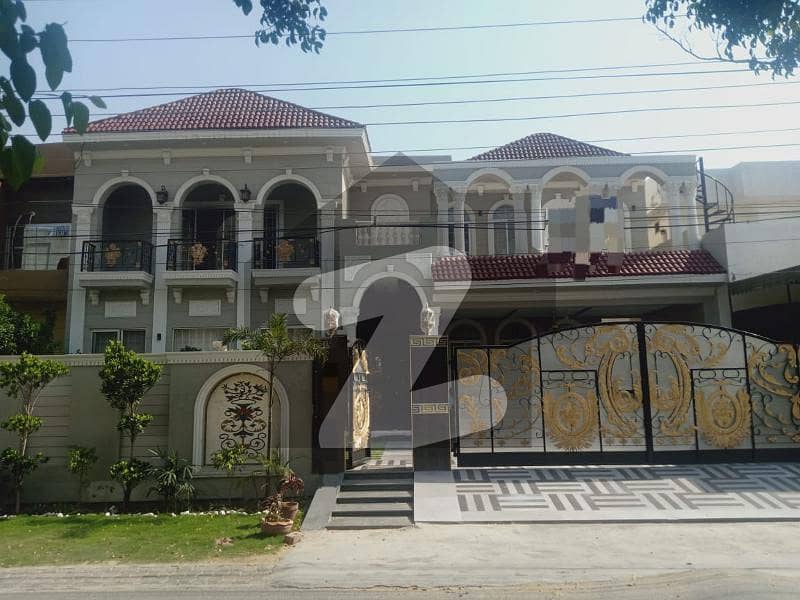 1 KANAL BEST LOCATION BRAND NEW HOUSE AVAILABLE FOR SALE IN WAPDA TOWN PHASE 2