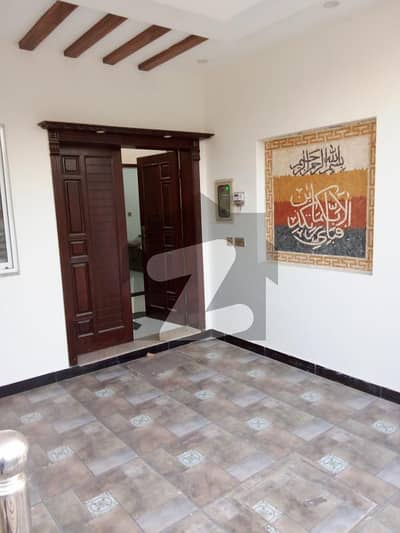 پنجاب یونیورسٹی ایمپلائیز سوسائٹی لاہور میں 5 کمروں کا 4 مرلہ مکان 1.75 کروڑ میں برائے فروخت۔