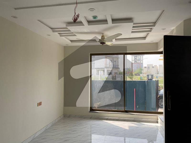 9 town 5 marla brand new house for sell Lahore