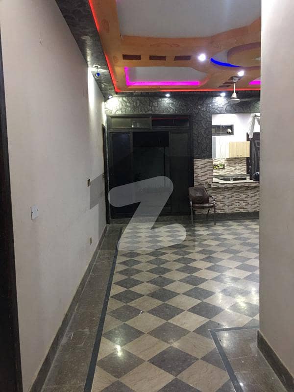 گلستانِِ جوہر ۔ بلاک اے 1 گلستانِ جوہر,کراچی میں 8 کمروں کا 18 مرلہ مکان 3.25 لاکھ میں کرایہ پر دستیاب ہے۔