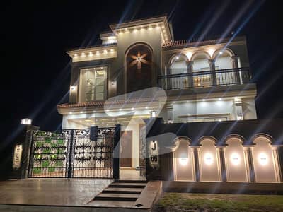 9.07 Marla (270 Sq feet) Brand New Spanish Villa in AAA Construction