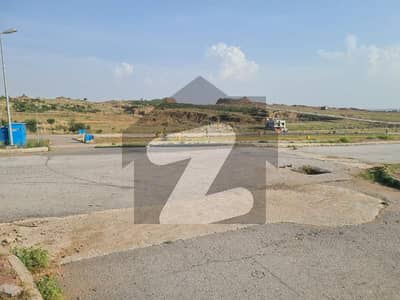 Bahria Town Sector F2 , Level Solid Heighted Area 10 Marla Plot