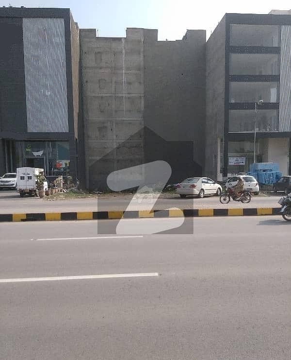 Facing Parking 8 Marla Commercial plot for sale in Lahore DHA 9 Town CCA Block