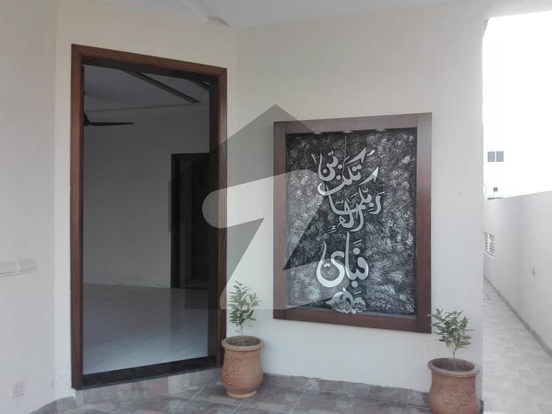 10 Marla House In Dha 11 Rahbar Phase 4 - Block Q For Sale