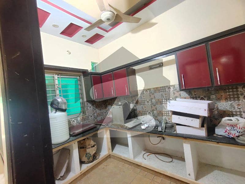 فورٹ ایوینیو ملتان میں 4 کمروں کا 6 مرلہ مکان 48 ہزار میں کرایہ پر دستیاب ہے۔