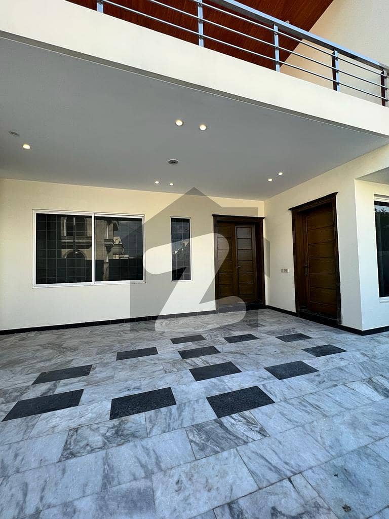 14 Marla Corner House For Sale in G13 Islamabad G13, Islamabad ID45395110